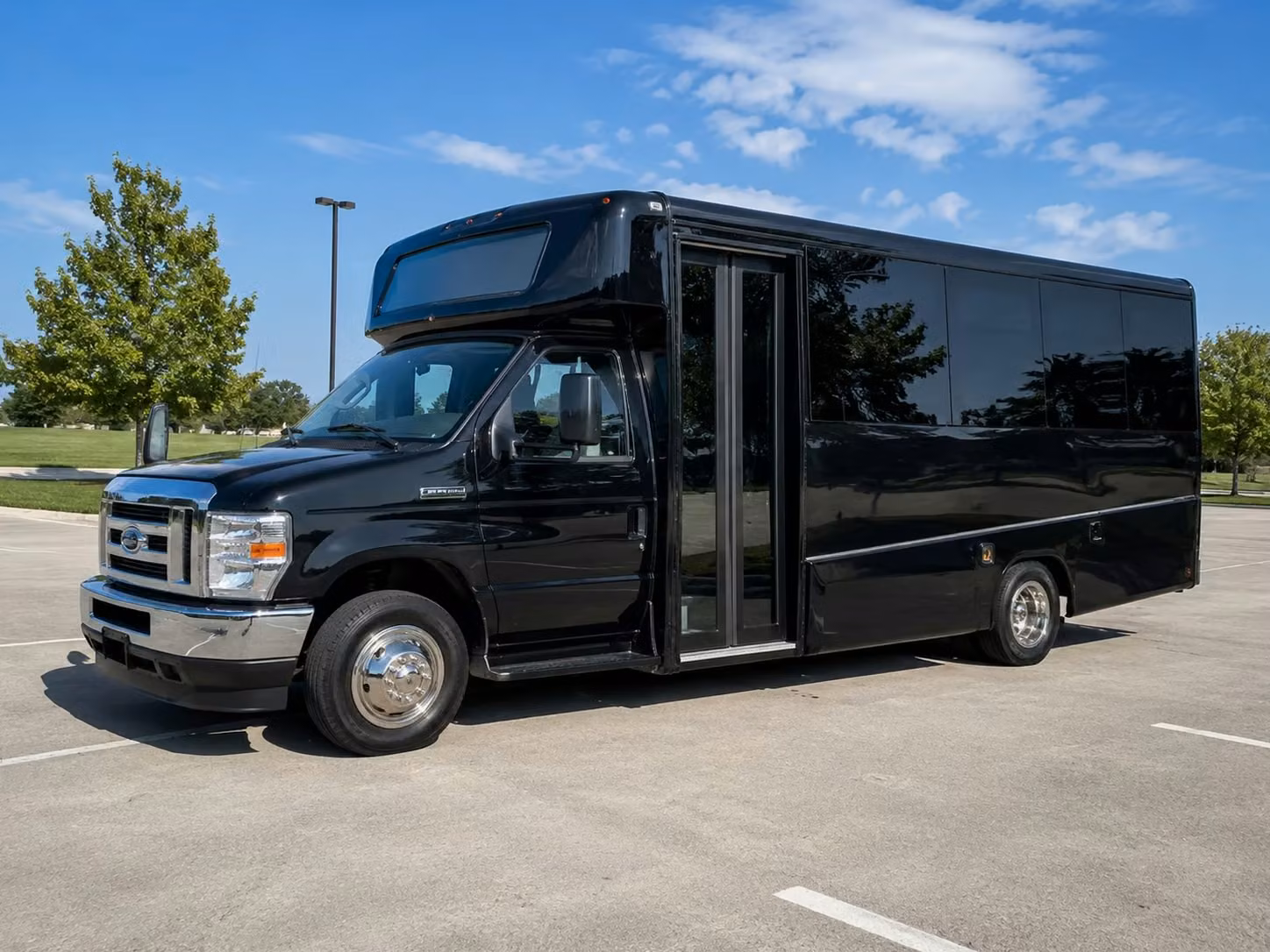 15 passenger minibus