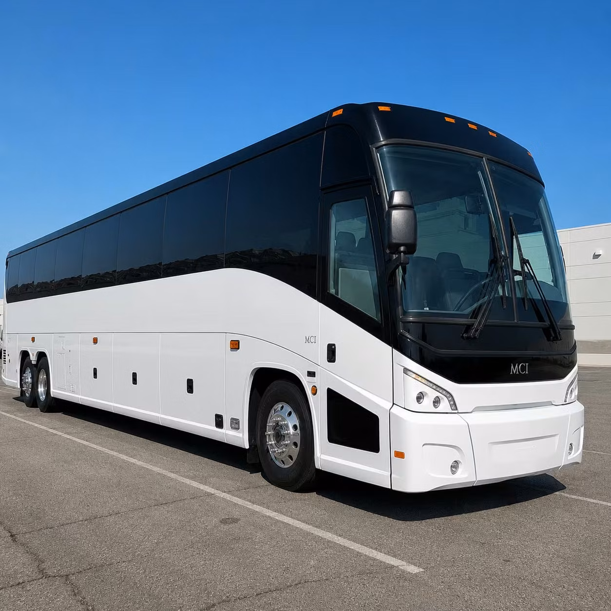 airport transfer shuttles to louis armstrong new orleans international airport