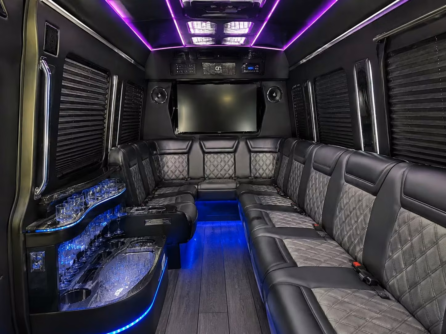 bus rental options for new orleans trips