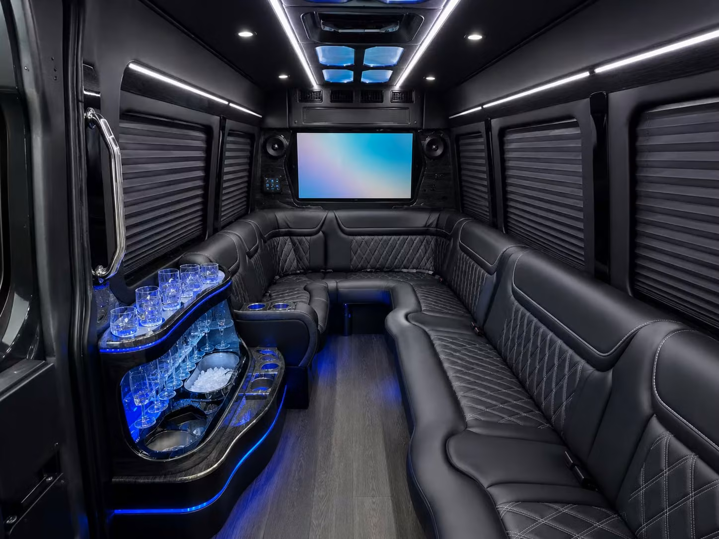 comfortable transportation for new orleans outdoor and nature field trips