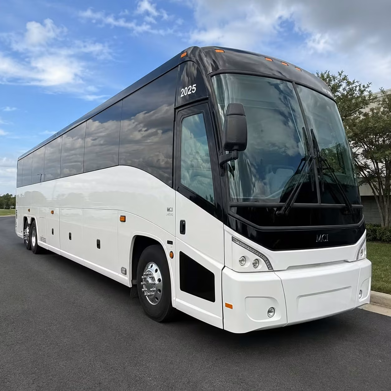 employee commuter shuttle services in new orleans for businesses of every size