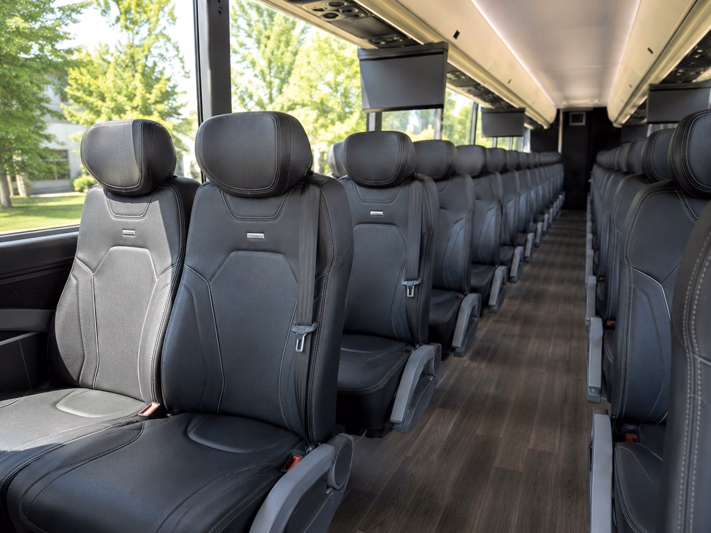 how where and when you re traveling affects new orleans charter bus rates
