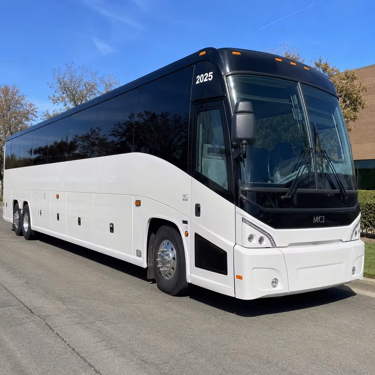 new orleans convention center shuttle bus rentals for corporate events