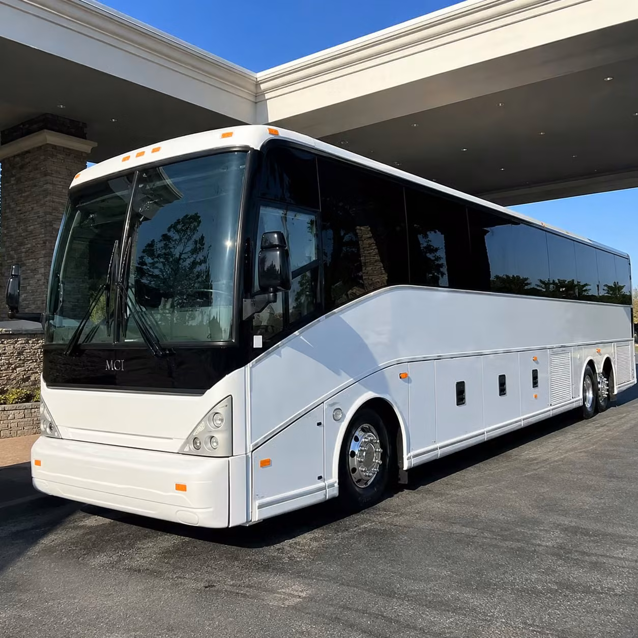 shuttle your cbd and warehouse district workforce without the parking headache